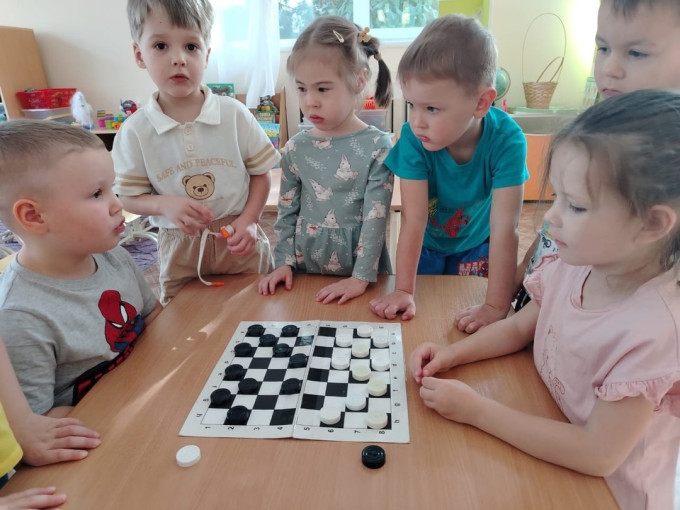 Шашки Шашки.